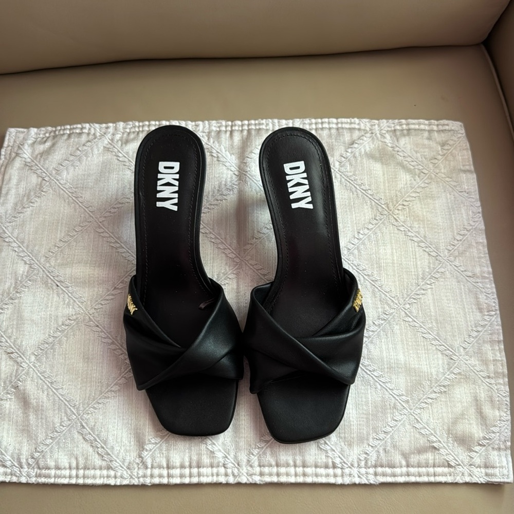 Slingback heels